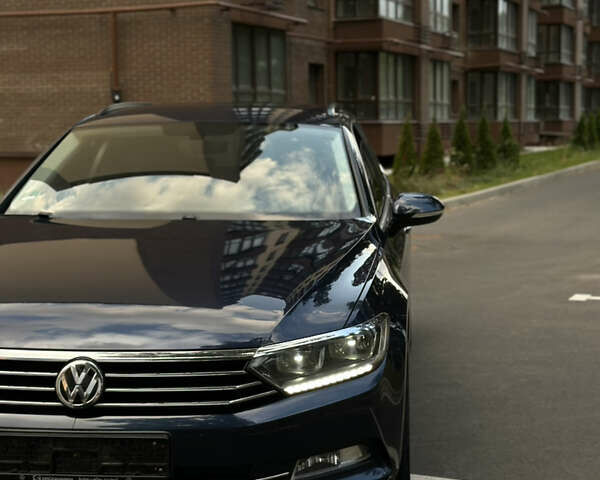 Синий Фольксваген Пассат, объемом двигателя 1.6 л и пробегом 219 тыс. км за 15200 $, фото 9 на Automoto.ua