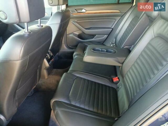 Синий Фольксваген Пассат, объемом двигателя 1.97 л и пробегом 227 тыс. км за 18999 $, фото 65 на Automoto.ua