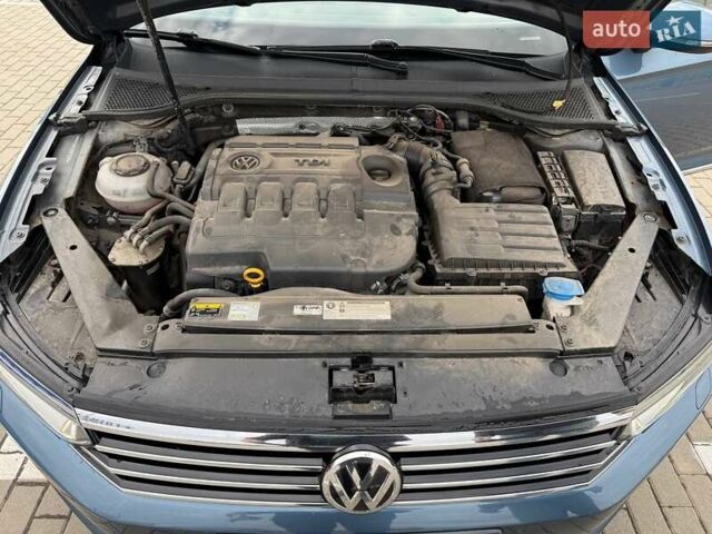 Синий Фольксваген Пассат, объемом двигателя 1.97 л и пробегом 187 тыс. км за 17700 $, фото 41 на Automoto.ua