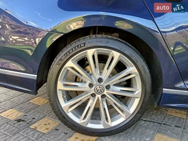 Синий Фольксваген Пассат, объемом двигателя 1.97 л и пробегом 227 тыс. км за 18999 $, фото 22 на Automoto.ua
