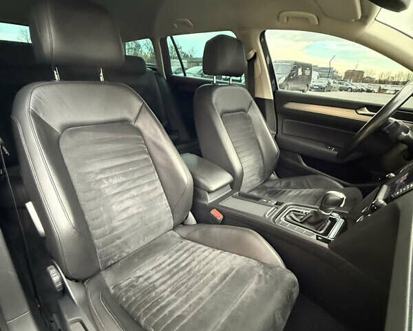 Фольксваген Пассат 2017 в Житомире на Automoto.ua Синий Фольксваген Пассат, объемом двигателя 2 л и пробегом 266 тыс. км за 17600 $, фото 30 на Automoto.ua