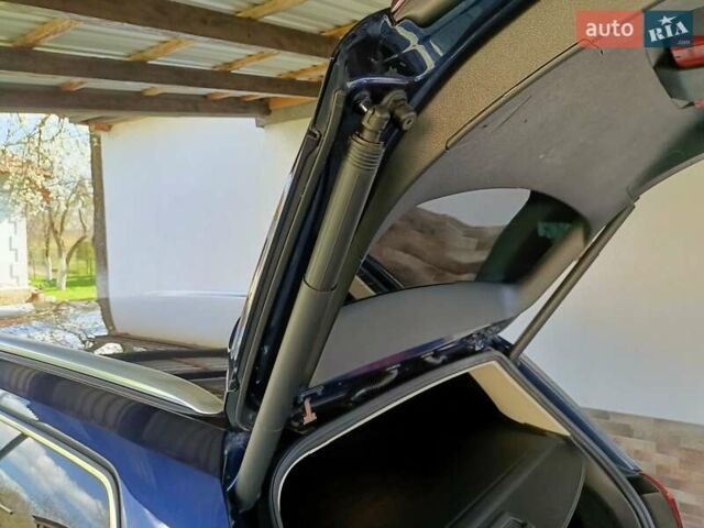 Синий Фольксваген Пассат, объемом двигателя 1.97 л и пробегом 227 тыс. км за 18999 $, фото 43 на Automoto.ua