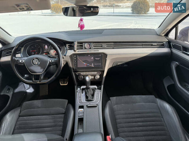 Синий Фольксваген Пассат, объемом двигателя 2 л и пробегом 255 тыс. км за 16400 $, фото 50 на Automoto.ua