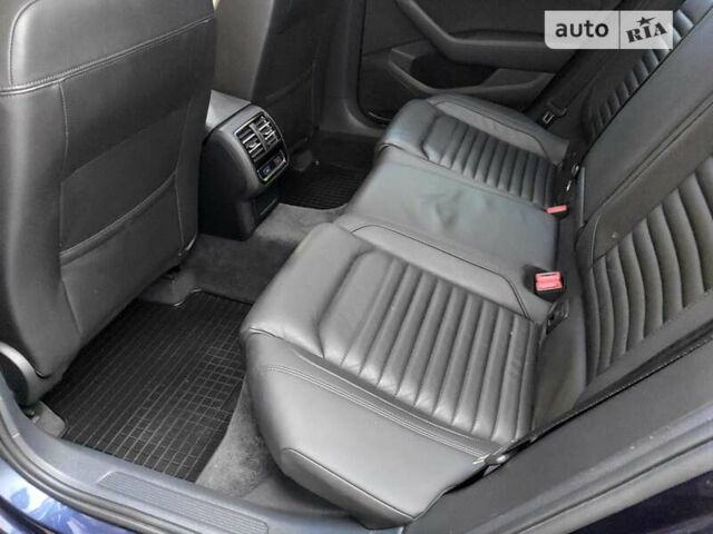 Синий Фольксваген Пассат, объемом двигателя 1.97 л и пробегом 225 тыс. км за 16300 $, фото 46 на Automoto.ua