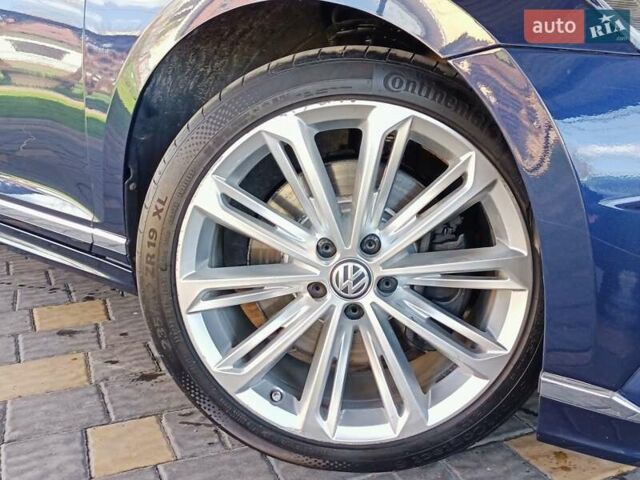 Синий Фольксваген Пассат, объемом двигателя 1.97 л и пробегом 227 тыс. км за 18999 $, фото 21 на Automoto.ua