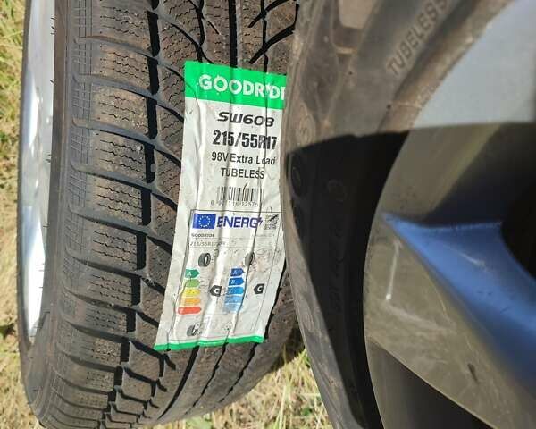 Синій Фольксваген Пассат, об'ємом двигуна 1.97 л та пробігом 208 тис. км за 15000 $, фото 16 на Automoto.ua