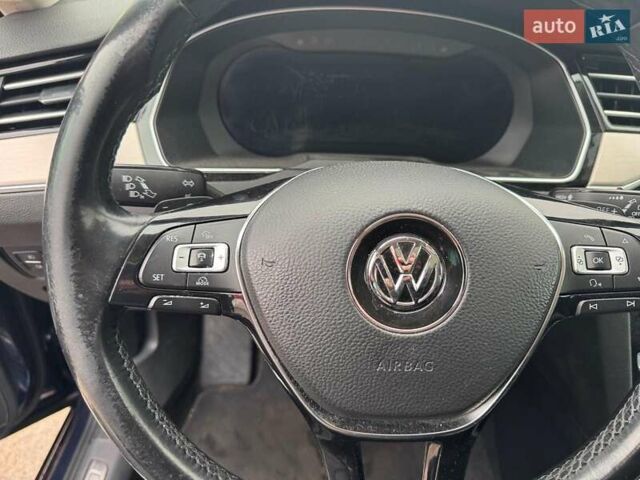 Синий Фольксваген Пассат, объемом двигателя 2 л и пробегом 332 тыс. км за 15990 $, фото 24 на Automoto.ua