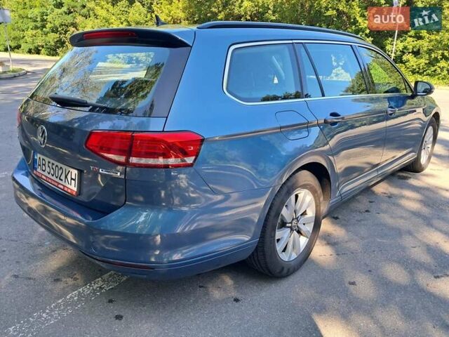 Синій Фольксваген Пассат, об'ємом двигуна 1.6 л та пробігом 282 тис. км за 14000 $, фото 4 на Automoto.ua