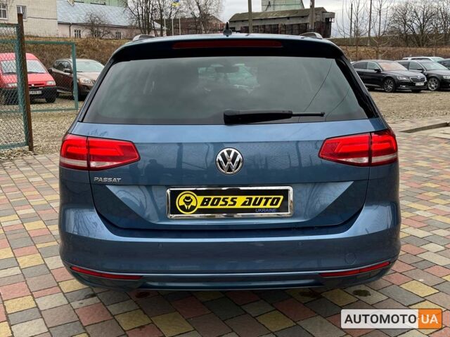 Синій Фольксваген Пассат, об'ємом двигуна 2 л та пробігом 248 тис. км за 17200 $, фото 5 на Automoto.ua