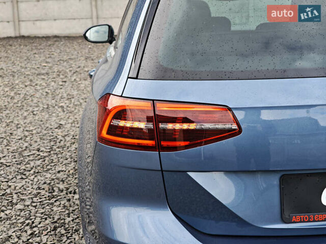 Фольксваген Пассат 2018 в Луцке на Automoto.ua Синий Фольксваген Пассат, объемом двигателя 2 л и пробегом 127 тыс. км за 24999 $, фото 16 на Automoto.ua