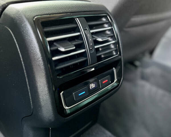 Синий Фольксваген Пассат, объемом двигателя 1.97 л и пробегом 287 тыс. км за 15950 $, фото 24 на Automoto.ua