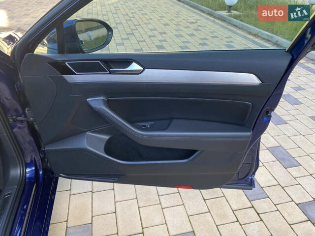 Синий Фольксваген Пассат, объемом двигателя 2 л и пробегом 300 тыс. км за 16900 $, фото 25 на Automoto.ua