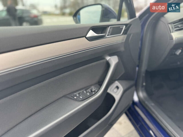 Синий Фольксваген Пассат, объемом двигателя 1.97 л и пробегом 186 тыс. км за 22900 $, фото 24 на Automoto.ua