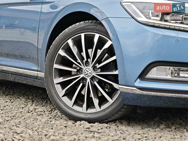 Фольксваген Пассат 2018 в Луцке на Automoto.ua Синий Фольксваген Пассат, объемом двигателя 2 л и пробегом 127 тыс. км за 24999 $, фото 8 на Automoto.ua