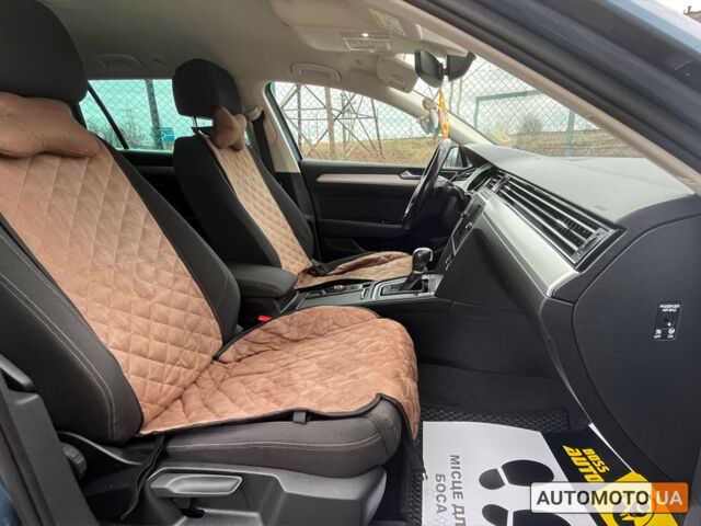 Синій Фольксваген Пассат, об'ємом двигуна 2 л та пробігом 248 тис. км за 17200 $, фото 25 на Automoto.ua