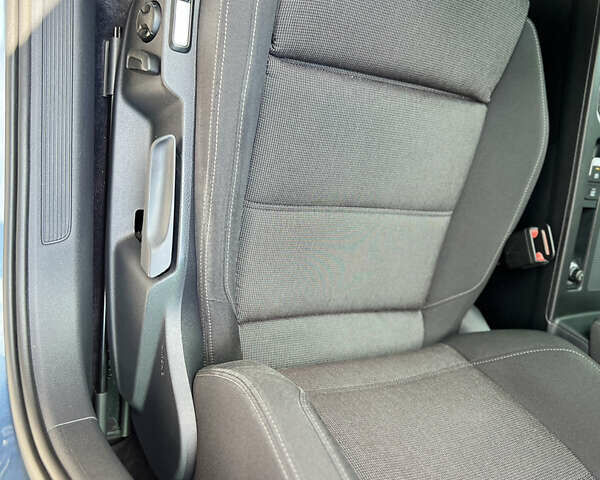 Синий Фольксваген Пассат, объемом двигателя 1.97 л и пробегом 287 тыс. км за 15950 $, фото 34 на Automoto.ua