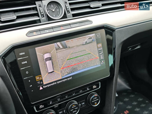 Фольксваген Пассат 2018 в Луцке на Automoto.ua Синий Фольксваген Пассат, объемом двигателя 2 л и пробегом 127 тыс. км за 24999 $, фото 40 на Automoto.ua