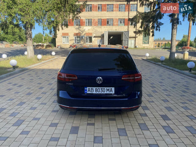 Синий Фольксваген Пассат, объемом двигателя 2 л и пробегом 300 тыс. км за 16900 $, фото 5 на Automoto.ua