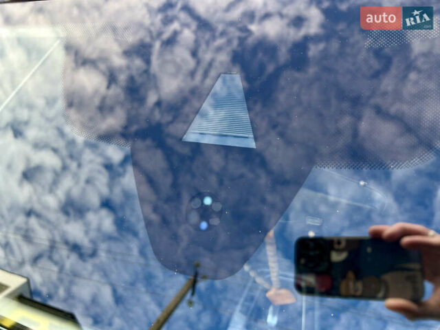 Синий Фольксваген Пассат, объемом двигателя 1.97 л и пробегом 287 тыс. км за 15950 $, фото 25 на Automoto.ua