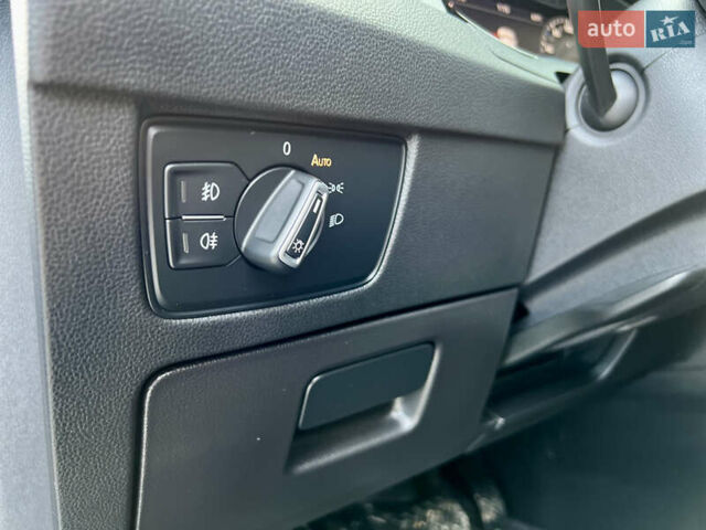 Синий Фольксваген Пассат, объемом двигателя 1.97 л и пробегом 287 тыс. км за 15950 $, фото 17 на Automoto.ua