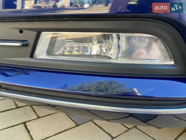 Синий Фольксваген Пассат, объемом двигателя 2 л и пробегом 300 тыс. км за 16900 $, фото 14 на Automoto.ua