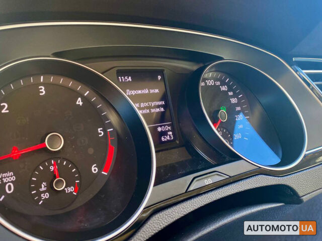 Синій Фольксваген Пассат, об'ємом двигуна 2 л та пробігом 231 тис. км за 17700 $, фото 14 на Automoto.ua