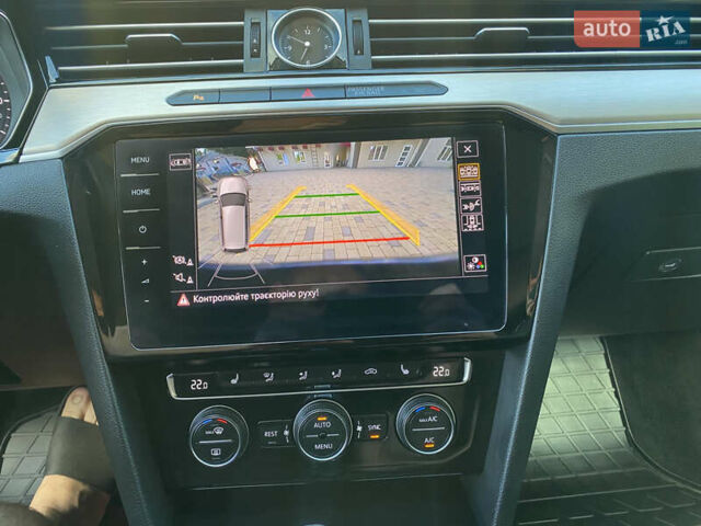 Синий Фольксваген Пассат, объемом двигателя 2 л и пробегом 300 тыс. км за 16900 $, фото 39 на Automoto.ua