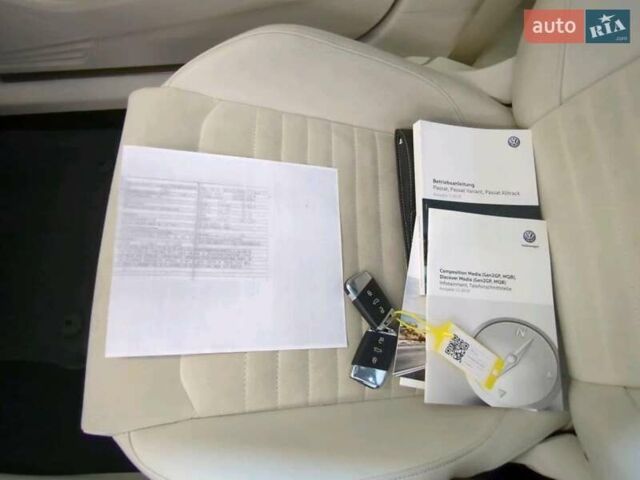 Синій Фольксваген Пассат, об'ємом двигуна 1.97 л та пробігом 172 тис. км за 20400 $, фото 29 на Automoto.ua