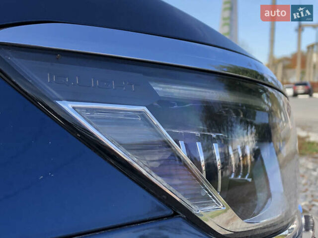 Фольксваген Пассат 2019 в Черновцах на Automoto.ua Синий Фольксваген Пассат, объемом двигателя 1.97 л и пробегом 217 тыс. км за 21500 $, фото 8 на Automoto.ua