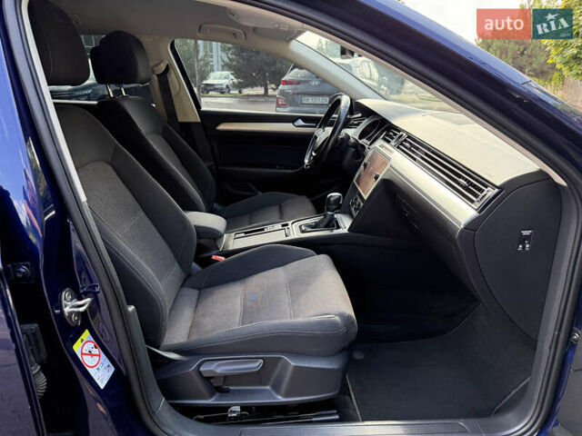 Синий Фольксваген Пассат, объемом двигателя 2 л и пробегом 222 тыс. км за 16999 $, фото 41 на Automoto.ua