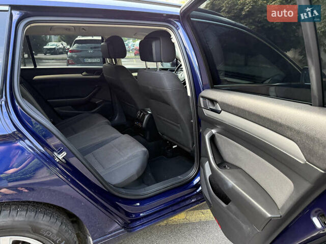 Синий Фольксваген Пассат, объемом двигателя 2 л и пробегом 222 тыс. км за 16999 $, фото 33 на Automoto.ua