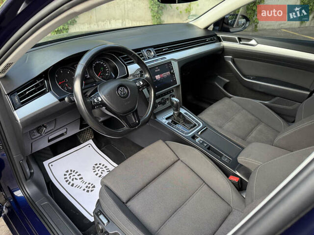 Синий Фольксваген Пассат, объемом двигателя 2 л и пробегом 222 тыс. км за 16999 $, фото 25 на Automoto.ua