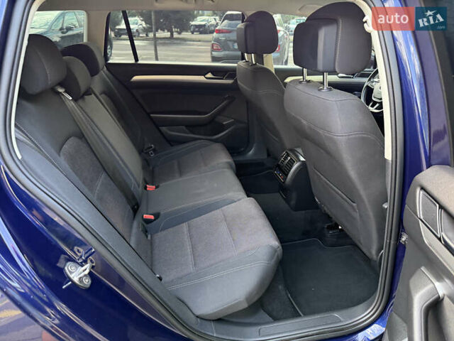 Синий Фольксваген Пассат, объемом двигателя 2 л и пробегом 222 тыс. км за 16999 $, фото 34 на Automoto.ua