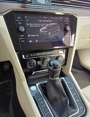 Синій Фольксваген Пассат, об'ємом двигуна 1.97 л та пробігом 172 тис. км за 20400 $, фото 14 на Automoto.ua