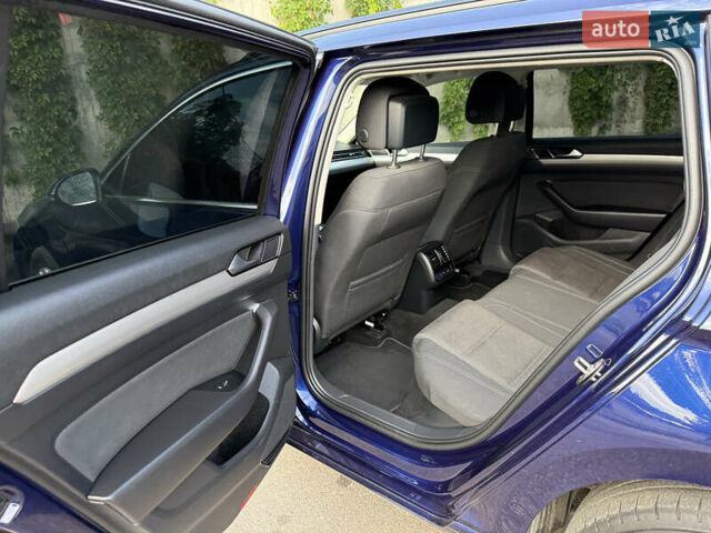 Синий Фольксваген Пассат, объемом двигателя 2 л и пробегом 222 тыс. км за 16999 $, фото 30 на Automoto.ua