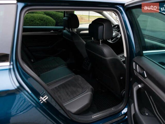 Синий Фольксваген Пассат, объемом двигателя 2 л и пробегом 213 тыс. км за 25300 $, фото 73 на Automoto.ua