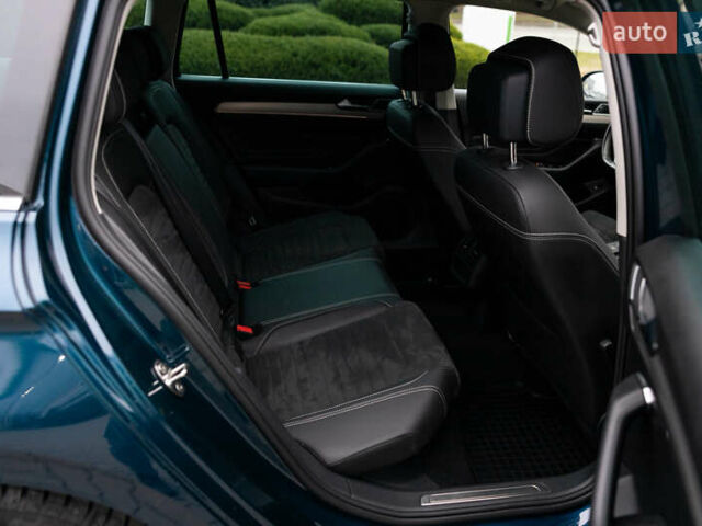 Синий Фольксваген Пассат, объемом двигателя 2 л и пробегом 213 тыс. км за 25300 $, фото 74 на Automoto.ua