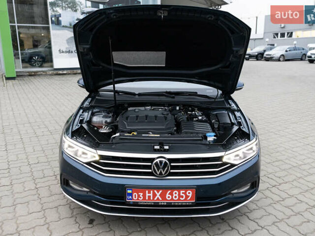 Синий Фольксваген Пассат, объемом двигателя 2 л и пробегом 213 тыс. км за 25300 $, фото 94 на Automoto.ua