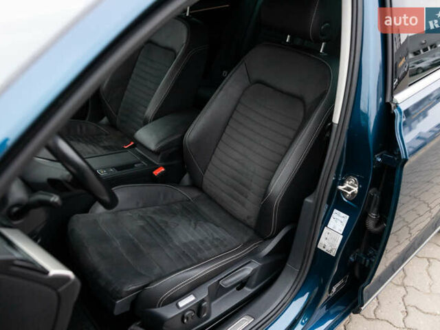 Синий Фольксваген Пассат, объемом двигателя 2 л и пробегом 213 тыс. км за 25300 $, фото 22 на Automoto.ua