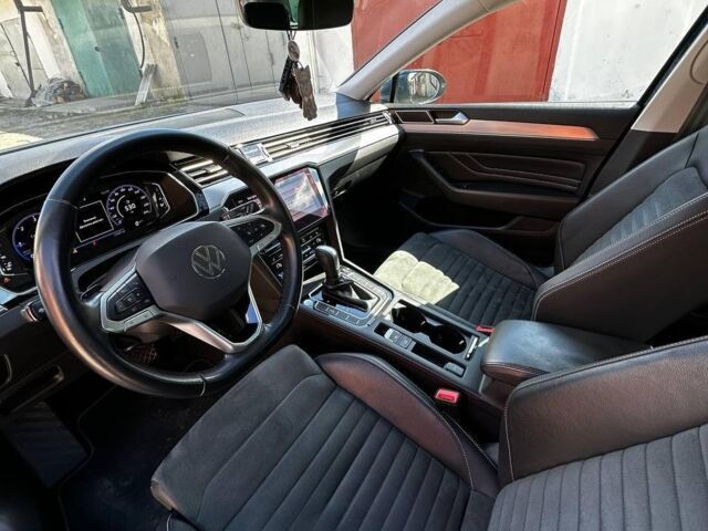 Фольксваген Пассат 2021 в Шепетовке на Automoto.ua Синий Фольксваген Пассат, объемом двигателя 1.97 л и пробегом 0 тыс. км за 20300 $, фото 4 на Automoto.ua