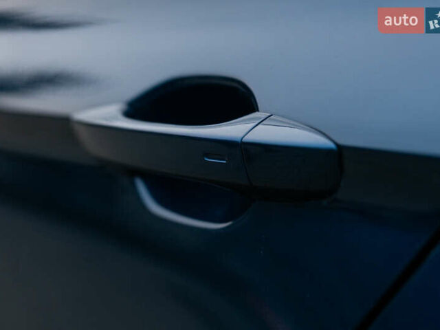 Синий Фольксваген Пассат, объемом двигателя 2 л и пробегом 213 тыс. км за 25300 $, фото 102 на Automoto.ua