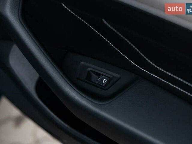 Синий Фольксваген Пассат, объемом двигателя 2 л и пробегом 213 тыс. км за 25300 $, фото 78 на Automoto.ua