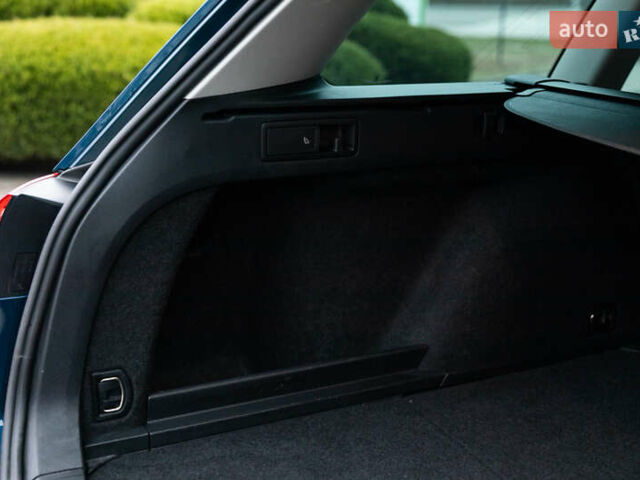 Синий Фольксваген Пассат, объемом двигателя 2 л и пробегом 213 тыс. км за 25300 $, фото 87 на Automoto.ua