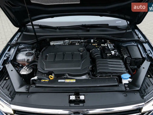 Синий Фольксваген Пассат, объемом двигателя 2 л и пробегом 213 тыс. км за 25300 $, фото 95 на Automoto.ua