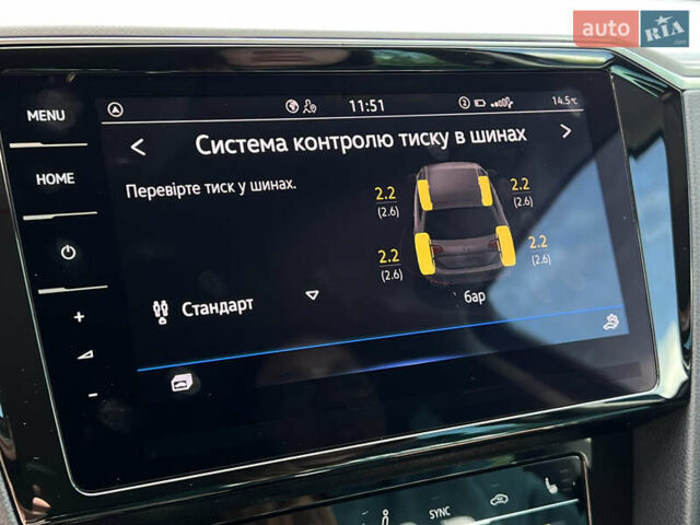 Синий Фольксваген Пассат, объемом двигателя 2 л и пробегом 154 тыс. км за 23329 $, фото 72 на Automoto.ua