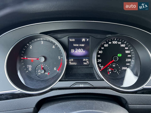Синий Фольксваген Пассат, объемом двигателя 2 л и пробегом 193 тыс. км за 20800 $, фото 19 на Automoto.ua