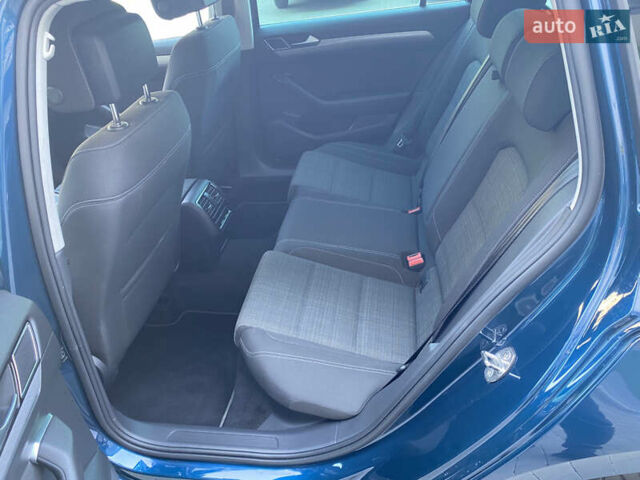 Синий Фольксваген Пассат, объемом двигателя 2 л и пробегом 244 тыс. км за 20193 $, фото 22 на Automoto.ua