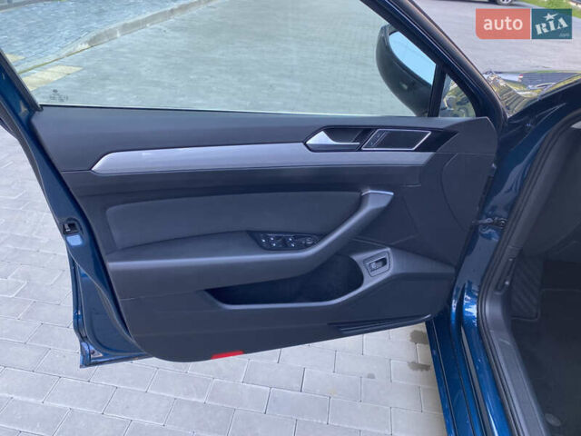 Синий Фольксваген Пассат, объемом двигателя 2 л и пробегом 244 тыс. км за 20193 $, фото 30 на Automoto.ua