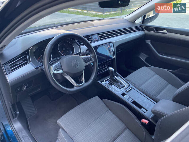 Синий Фольксваген Пассат, объемом двигателя 2 л и пробегом 244 тыс. км за 20193 $, фото 20 на Automoto.ua