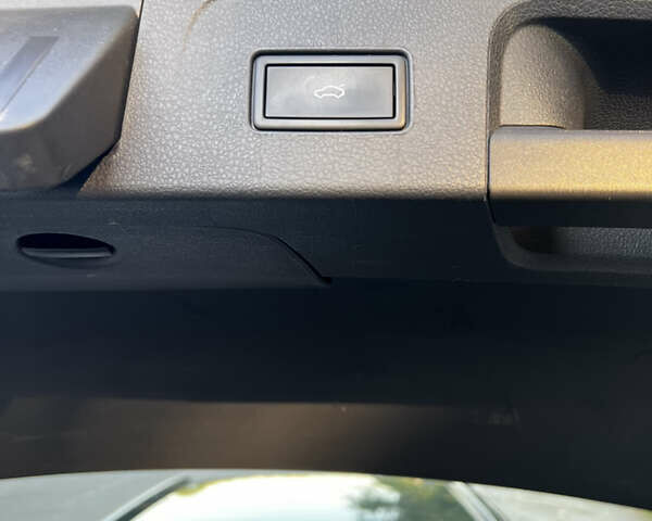 Синий Фольксваген Пассат, объемом двигателя 2 л и пробегом 193 тыс. км за 20800 $, фото 15 на Automoto.ua